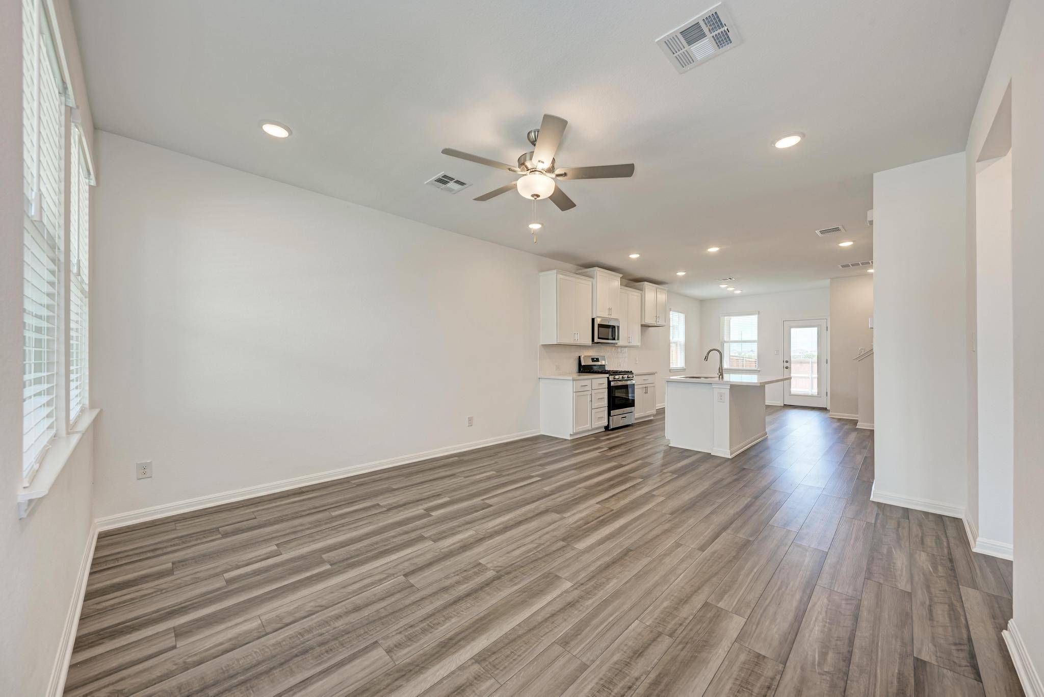 Hutto, TX 78634,604 Emory Crossing BLVD