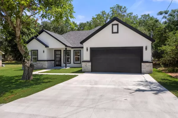 147 Puu Waa Waa LN, Bastrop, TX 78602