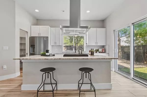 Austin, TX 78721,5609 Tura LN #A