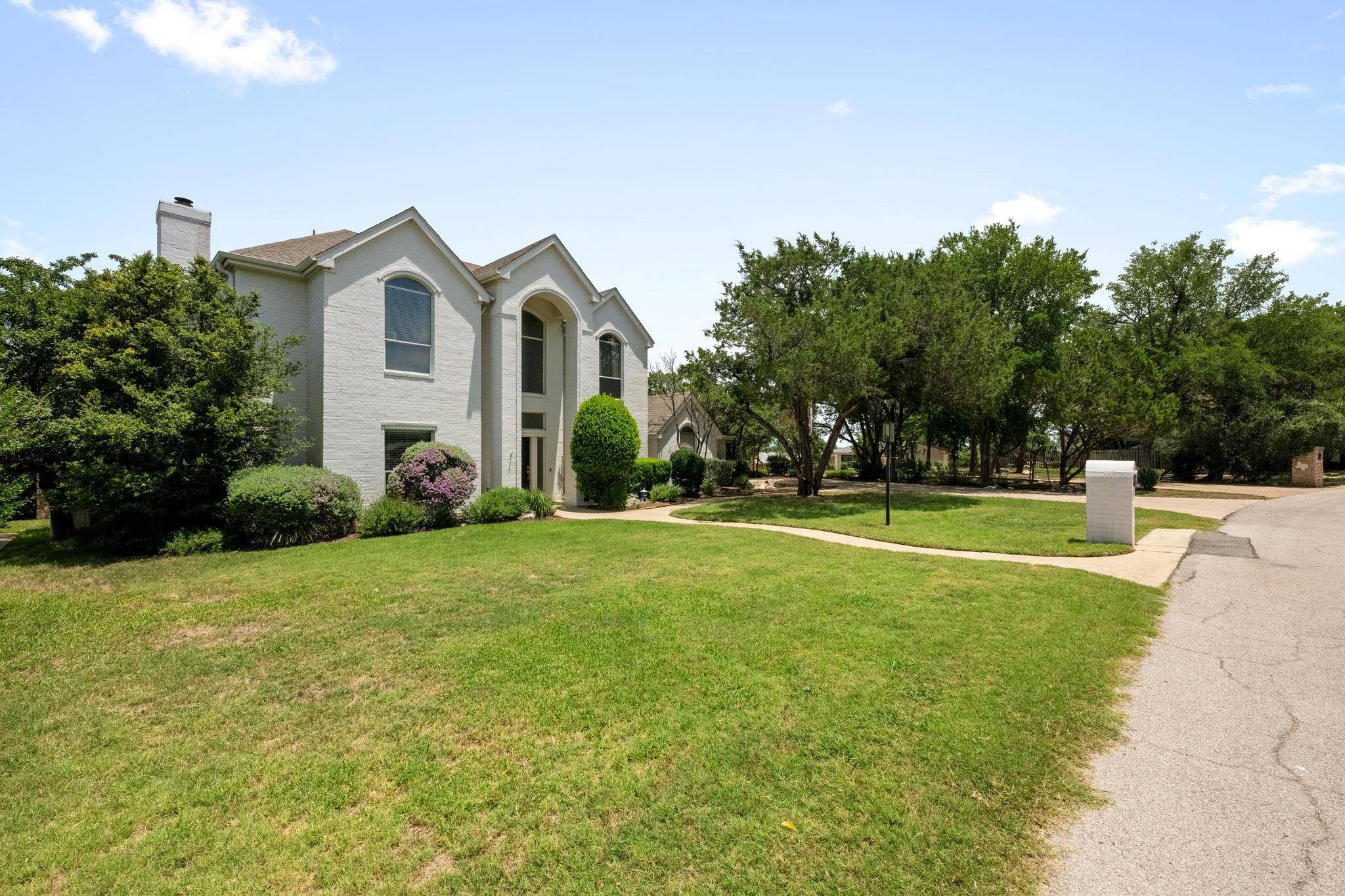 Lakeway, TX 78734,707 Malabar ST