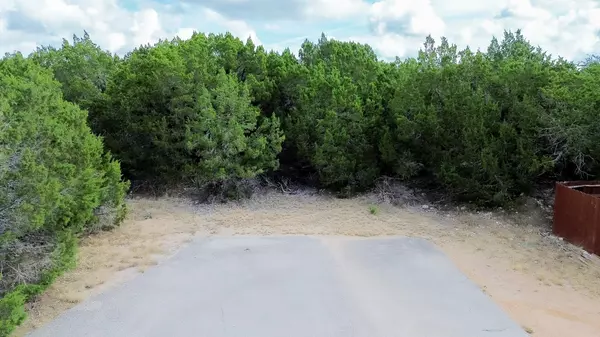 Lago Vista, TX 78645,20701 Oak GLN