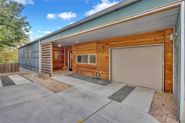 Austin, TX 78741,1518 Parker LN #B