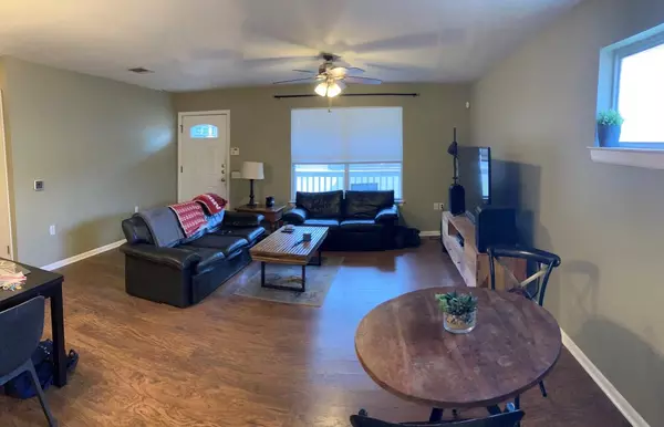 Austin, TX 78721,5009 Lott Ave