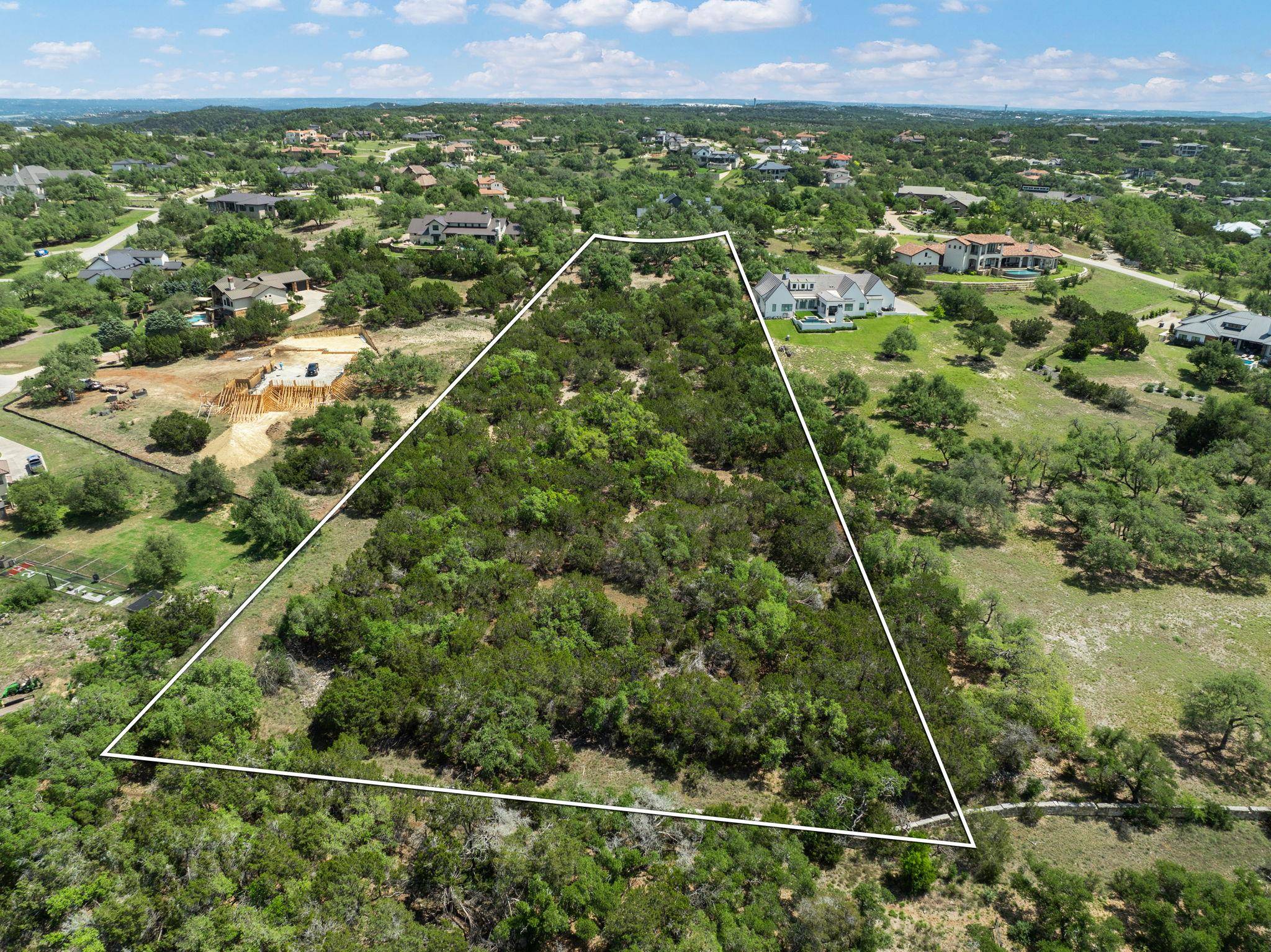 8208 Bellancia DR, Austin, TX 78738