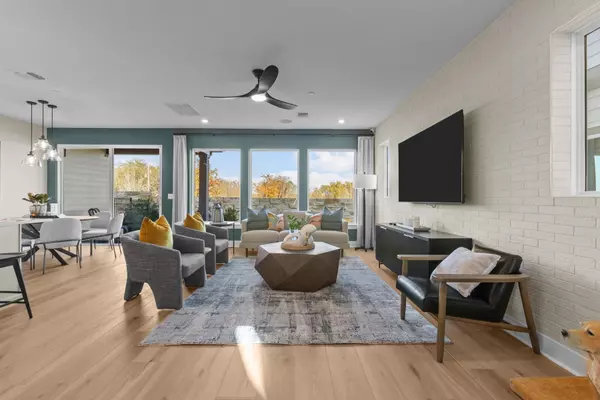 Austin, TX 78744,1032B Brickell LOOP
