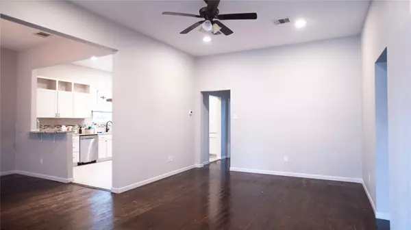 Taylor, TX 76574,206 W 11th ST