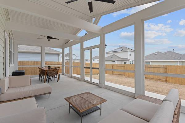 236 Stein RD, Georgetown, TX 78626
