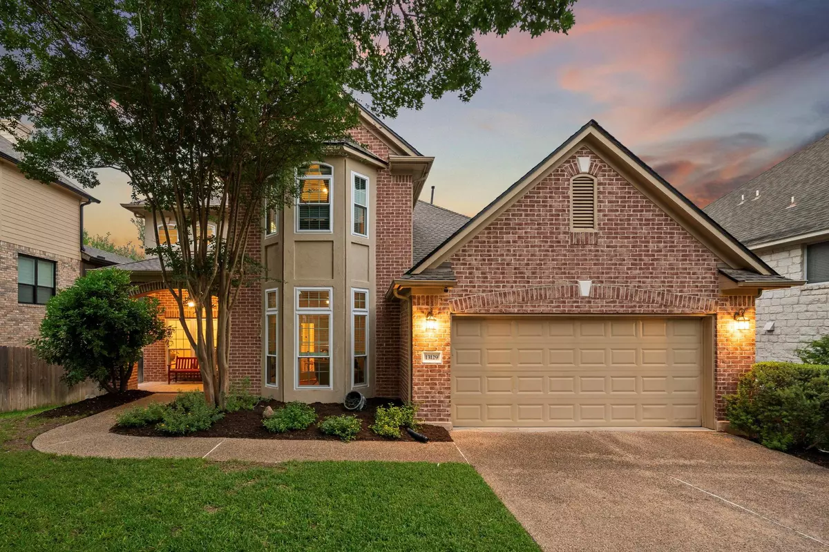 Austin, TX 78732,13129 Halsell DR