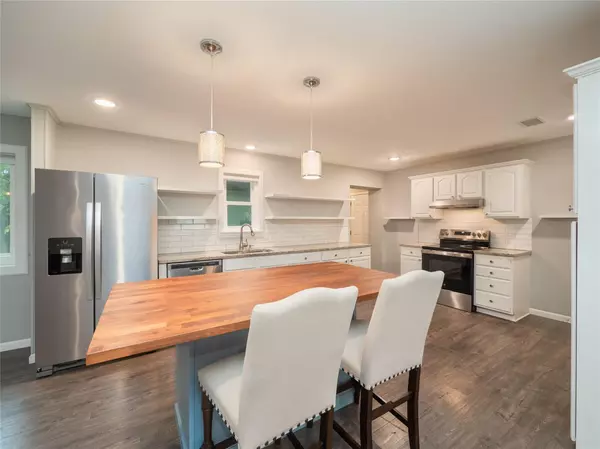 Kingsland, TX 78639,330 Yucca DR