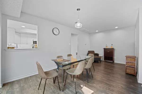 Austin, TX 78750,11310 Spicewood Club DR #21