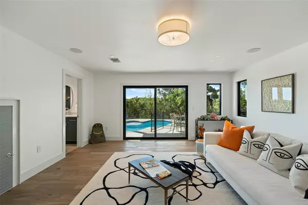 Austin, TX 78746,5914 Cape Coral DR