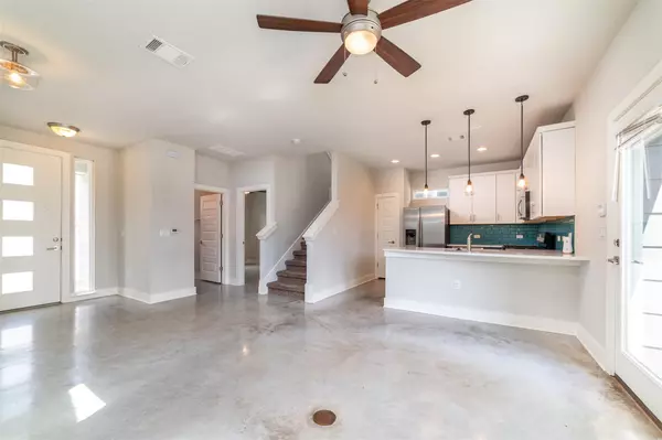 Austin, TX 78741,1904 Cleese DR #172