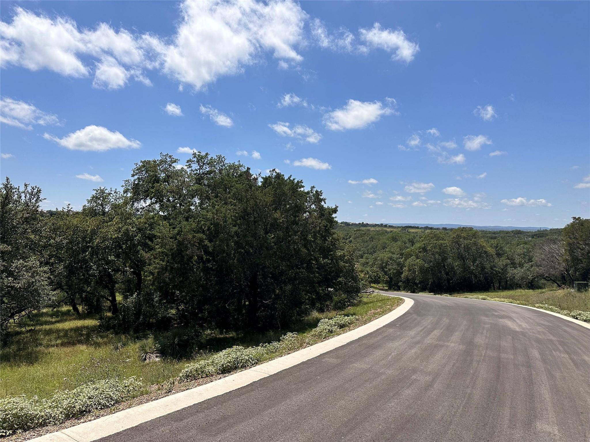 Horseshoe Bay, TX 78657,107 Cactus COR