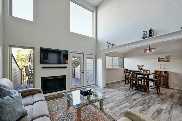 Horseshoe Bay, TX 78657,400 Hi There #101