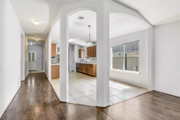 Austin, TX 78724,9005 Sun Shower BND