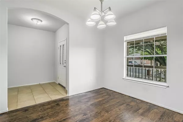 Austin, TX 78724,9005 Sun Shower BND