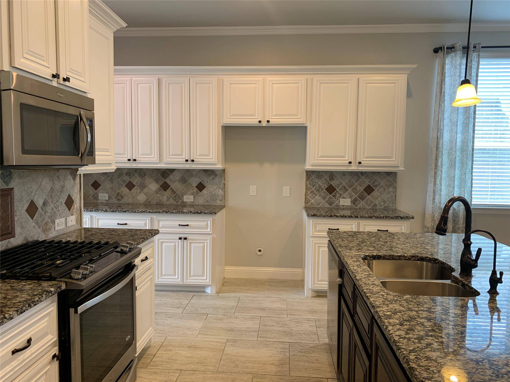 Leander, TX 78641,437 Mistflower Springs DR