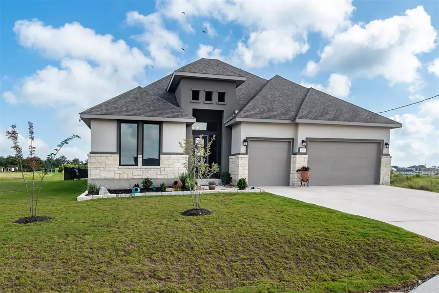 505 John Price ST, Blanco, TX 78606