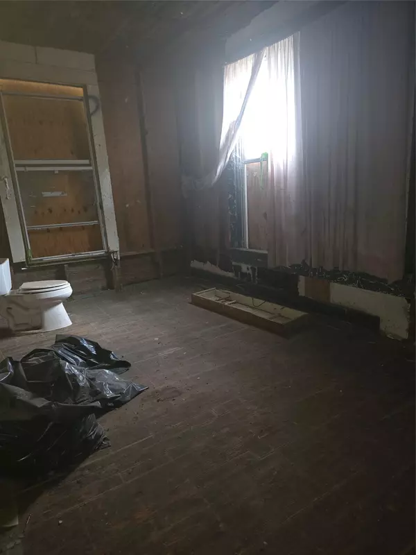 Taylor, TX 76574,901 W 5th ST