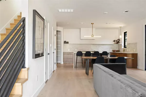 2305 E 21st ST #2, Austin, TX 78722