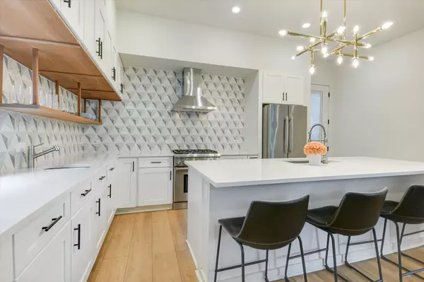Austin, TX 78704,902 W Live Oak ST