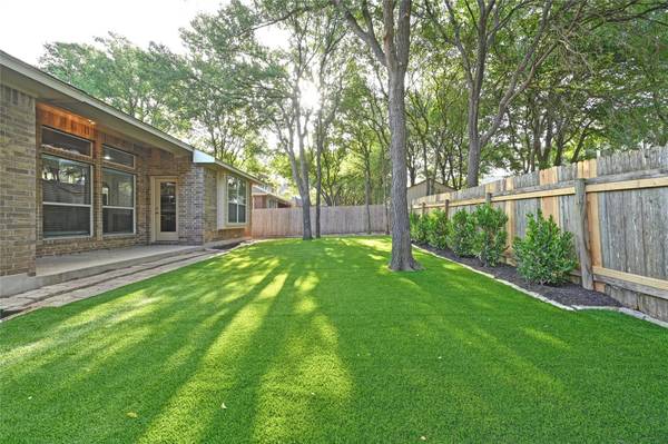 428 Crooked CRK, Buda, TX 78610