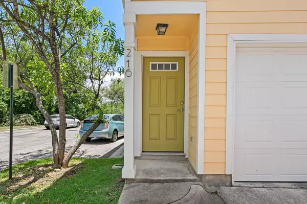 Austin, TX 78702,1601 Miriam Ave #216