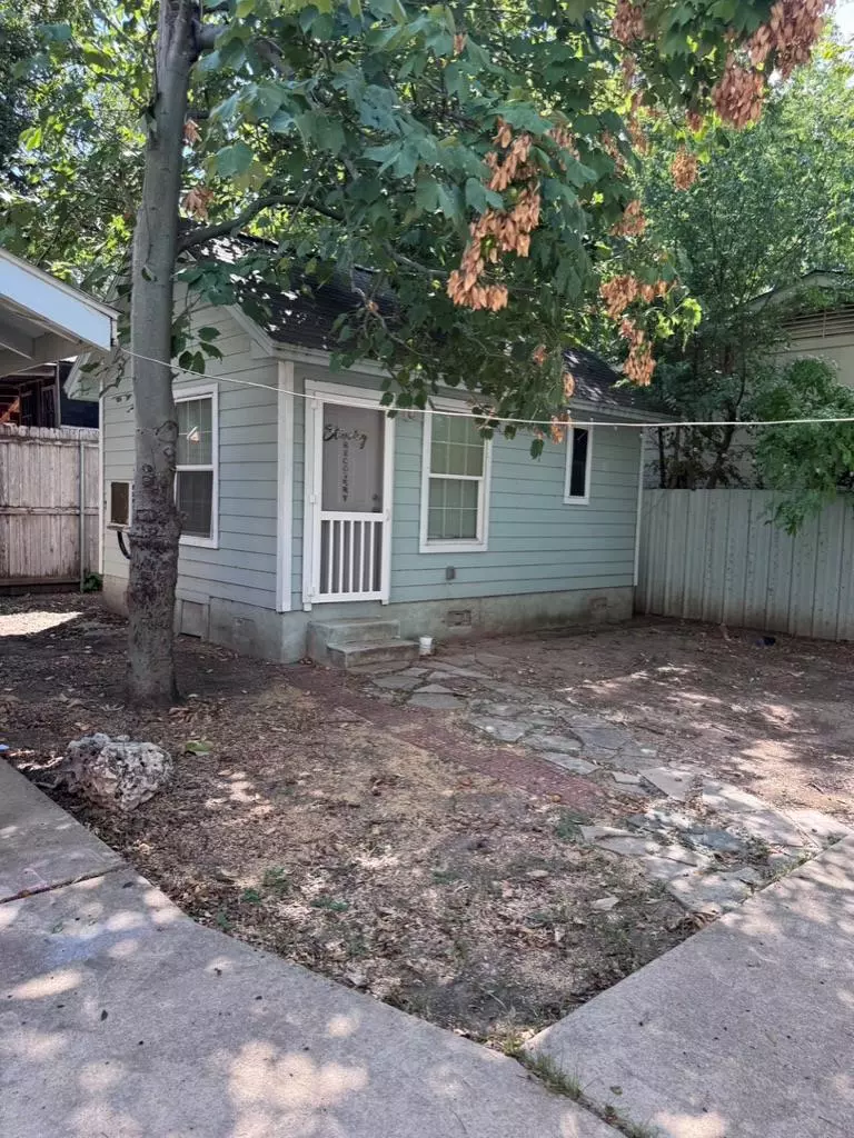 Austin, TX 78702,2209 E 5th ST