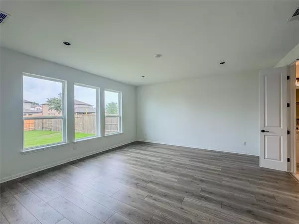 Kyle, TX 78640,127 Pigeon River RD