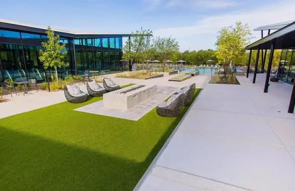 Austin, TX 78744,1030B Brickell LOOP