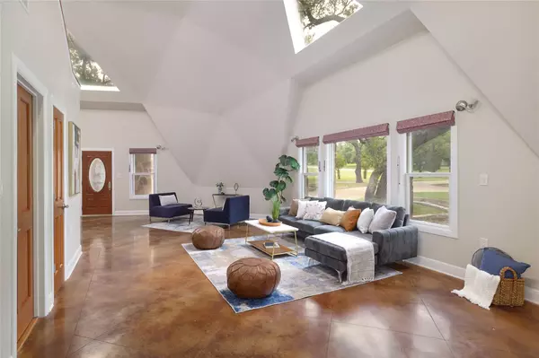 Austin, TX 78737,16 Tall Oaks TRL