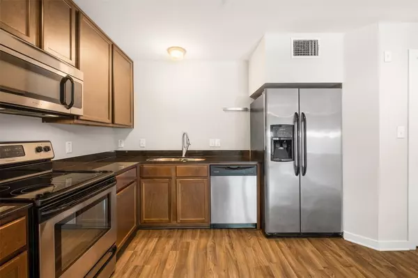 924 E 51st ST #117, Austin, TX 78751