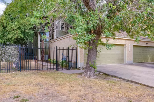 Austin, TX 78759,8318 Greenslope DR #A