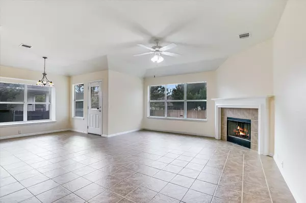 Leander, TX 78641,339 King Elder LN