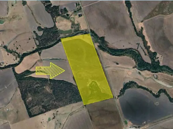 Thrall, TX 76578,396 Muhammad LN