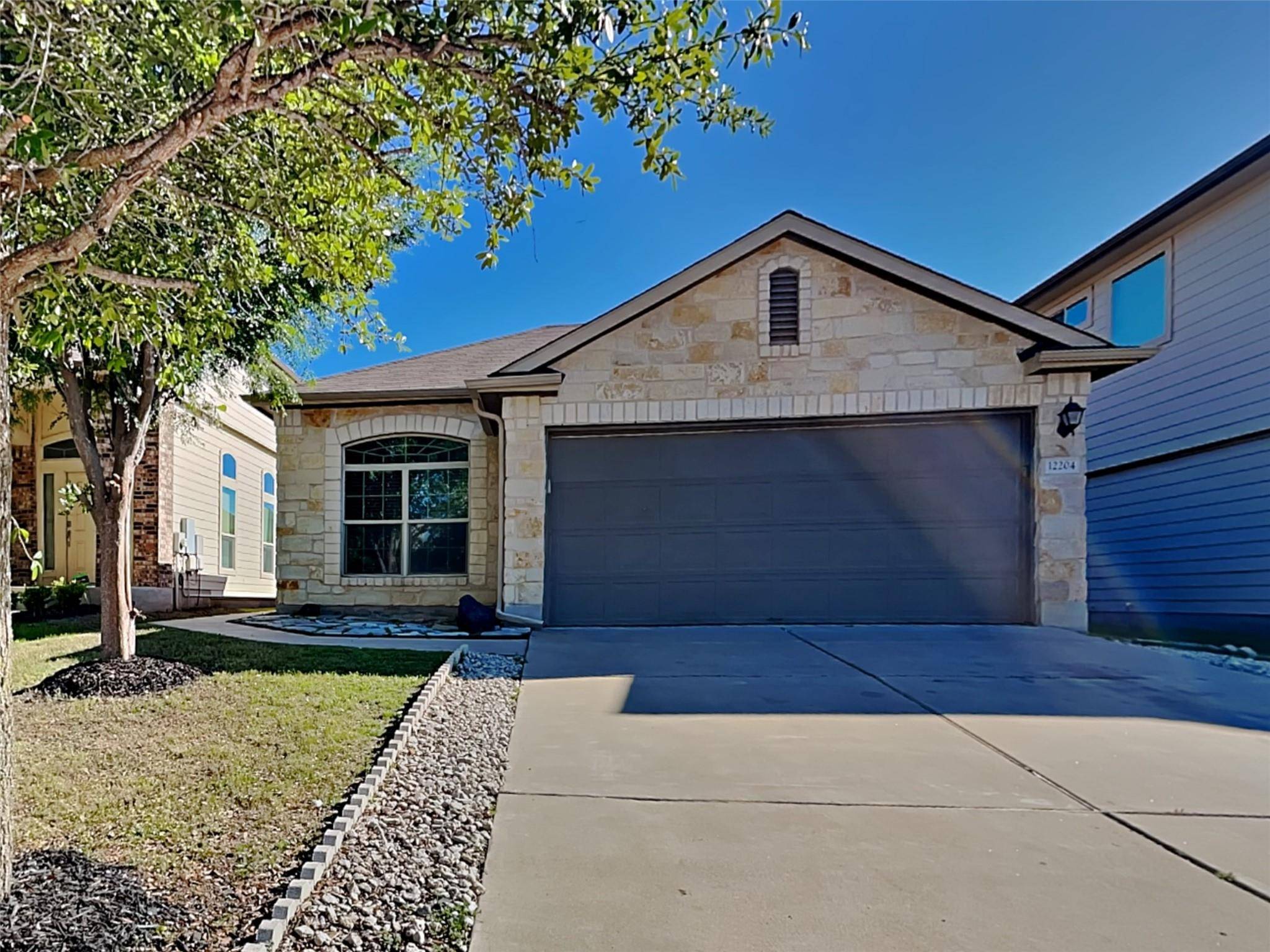 12204 Timber Arch LN, Manor, TX 78653