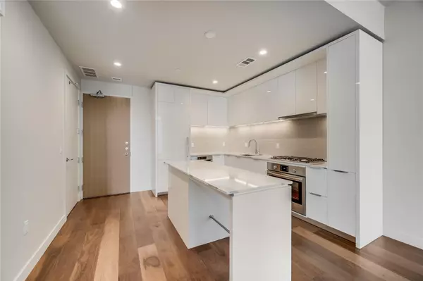 Austin, TX 78701,44 East Ave #2503