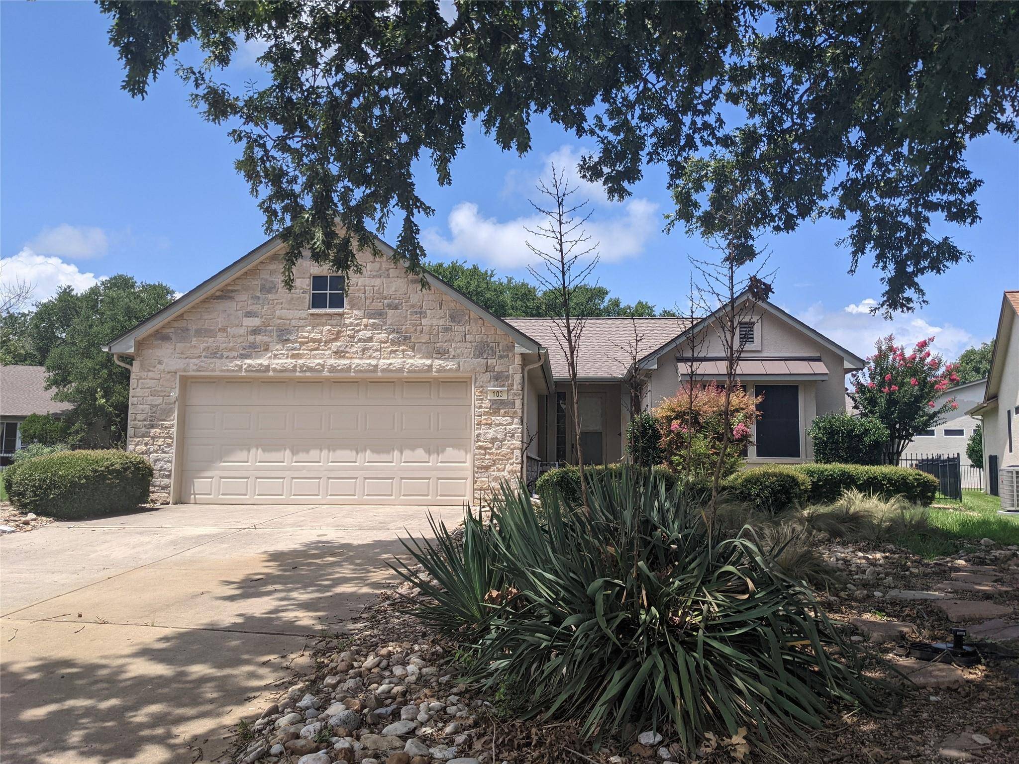 103 Anemone CIR, Georgetown, TX 78633