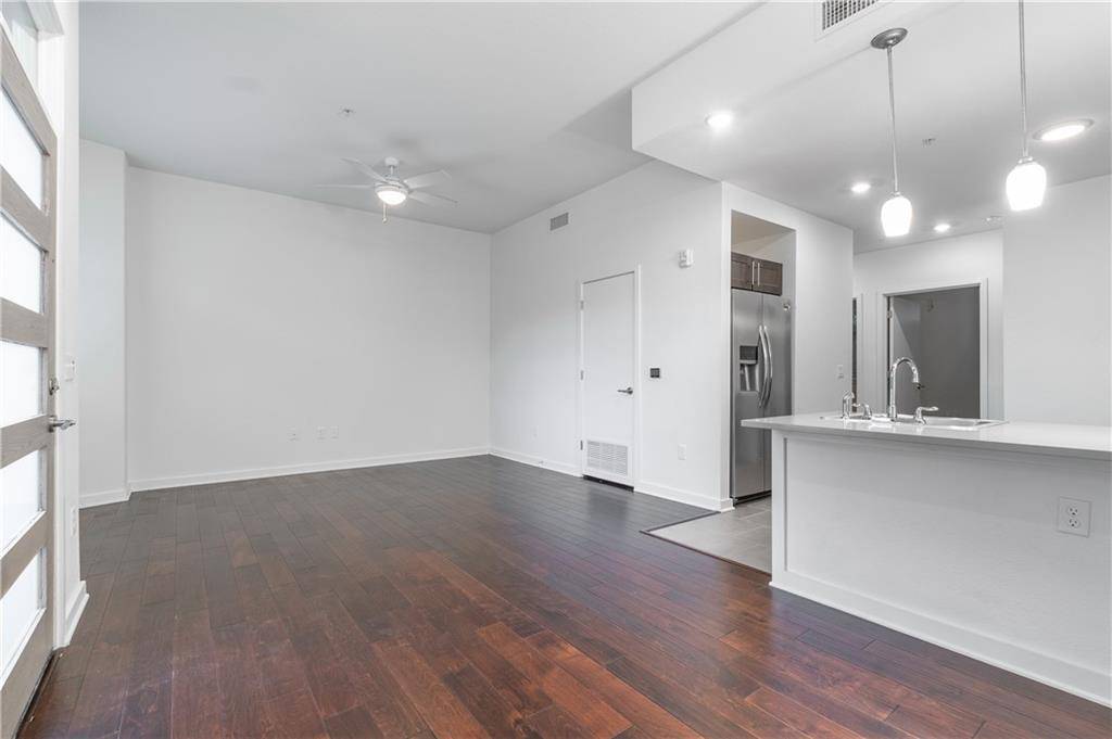 6700 Menchaca RD #11, Austin, TX 78745