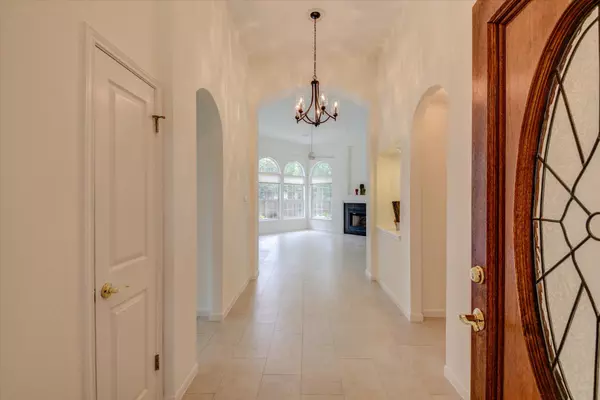 Austin, TX 78749,6604 Donner CV