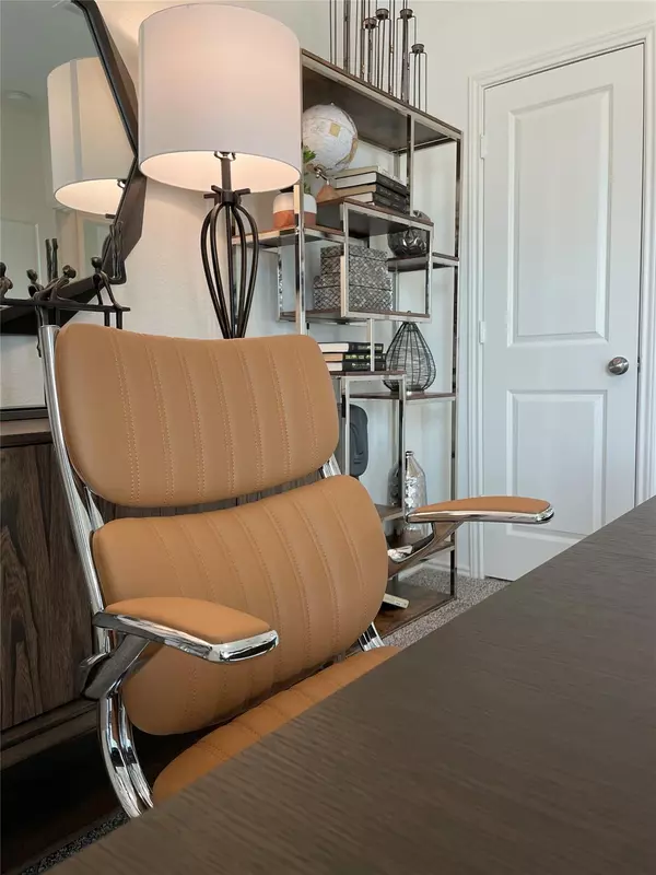 Hutto, TX 78634,202 Herald DR