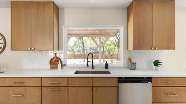 Austin, TX 78759,8121 Greenslope DR