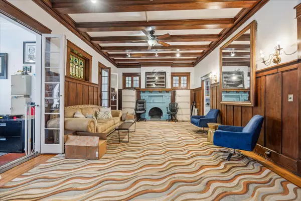 Austin, TX 78705,2404 Rio Grande ST