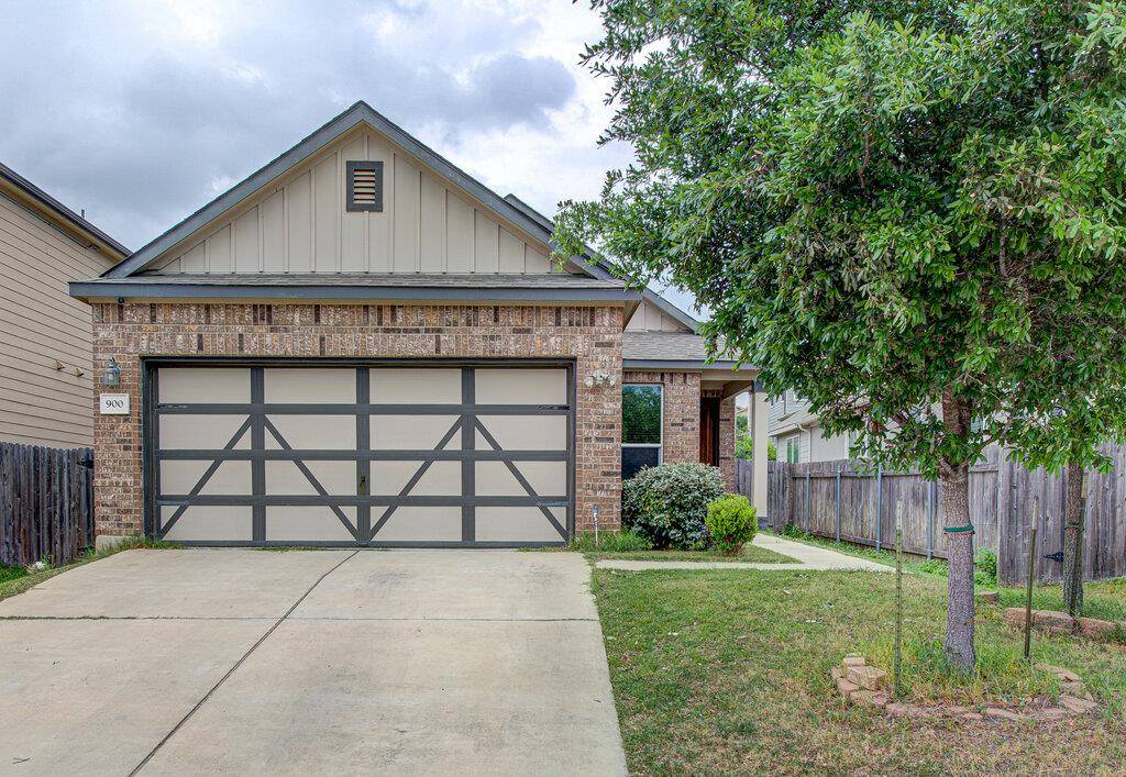 900 Solitude DR, Austin, TX 78660
