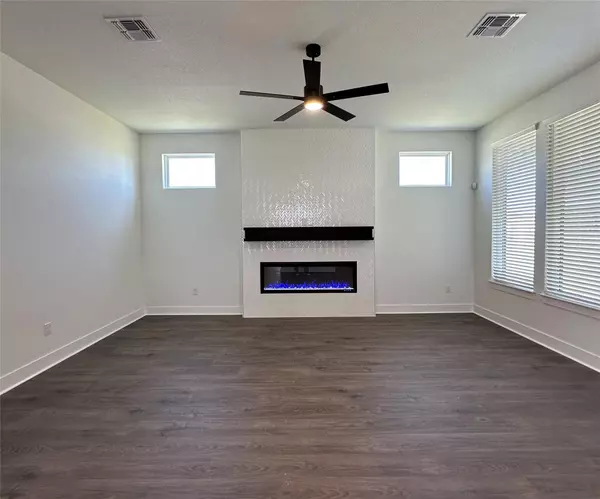 Buda, TX 78610,471 Diamondleaf DR