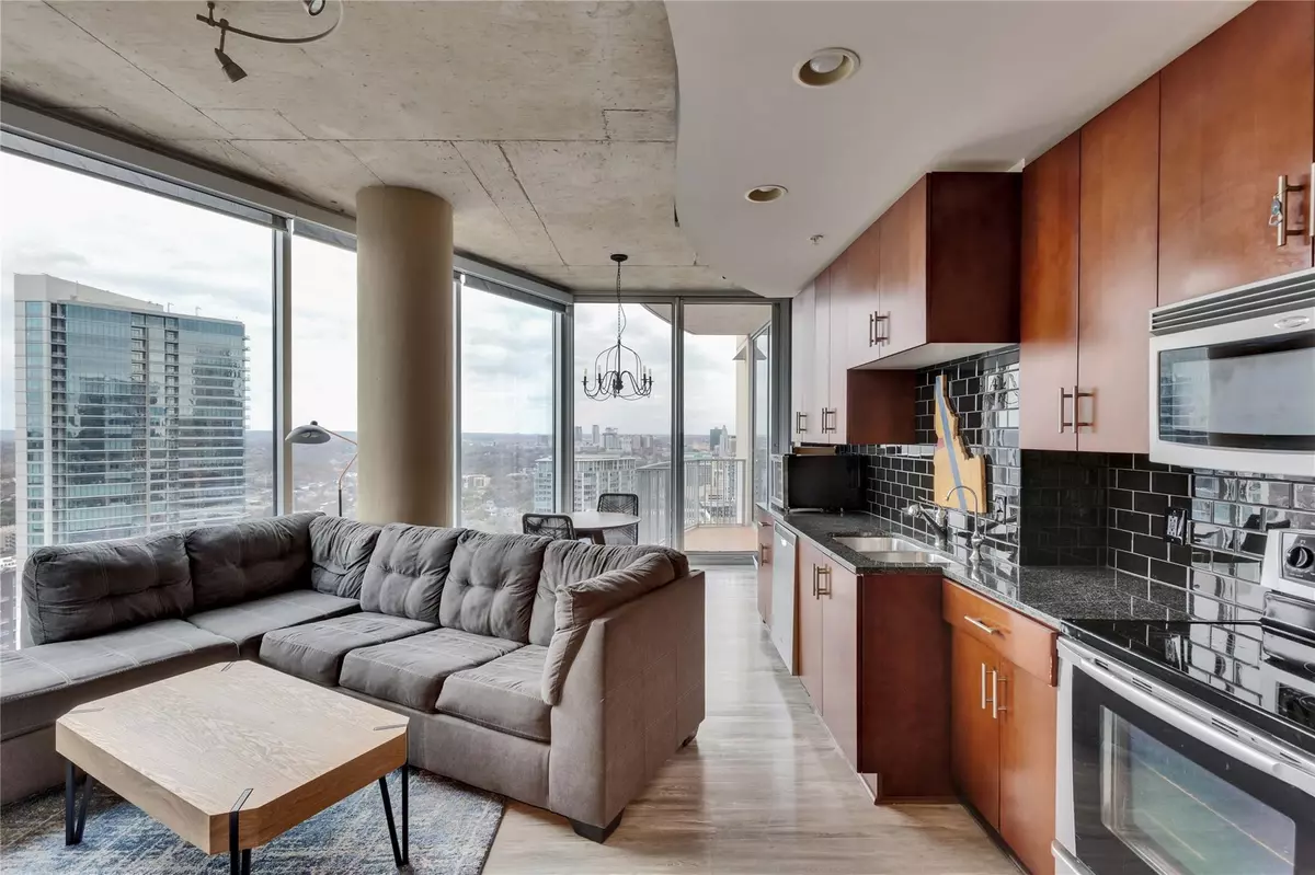 Austin, TX 78701,360 Nueces ST #2910