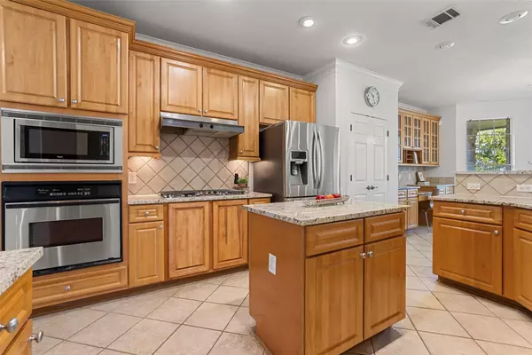 Austin, TX 78717,14921 Banbridge TRL