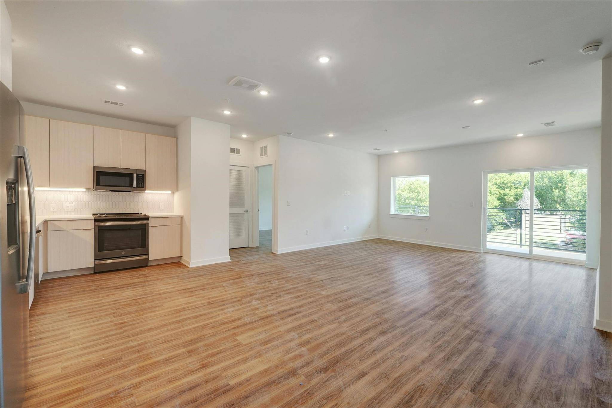 Austin, TX 78745,4802 S Congress Ave #225