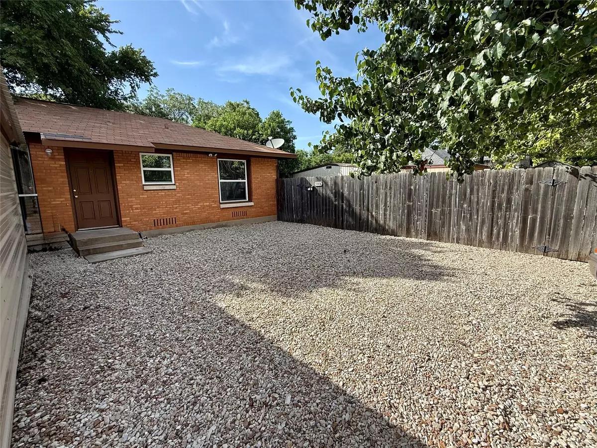 Austin, TX 78757,1400 Justin LN #B