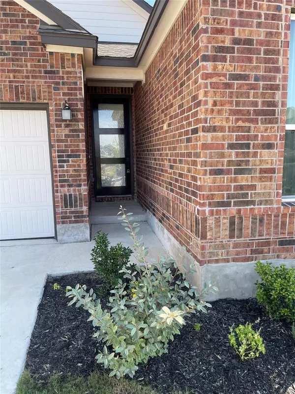 Jarrell, TX 76537,240 Robert Hightower DR